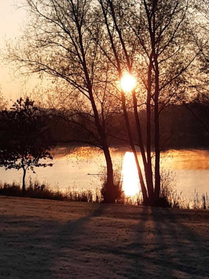 Ferienhaus Am Weserberglandsee Lauenforde Bagian luar foto