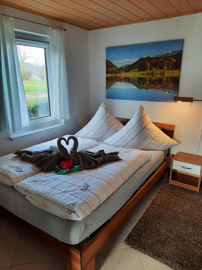Ferienhaus Am Weserberglandsee Lauenforde Bagian luar foto